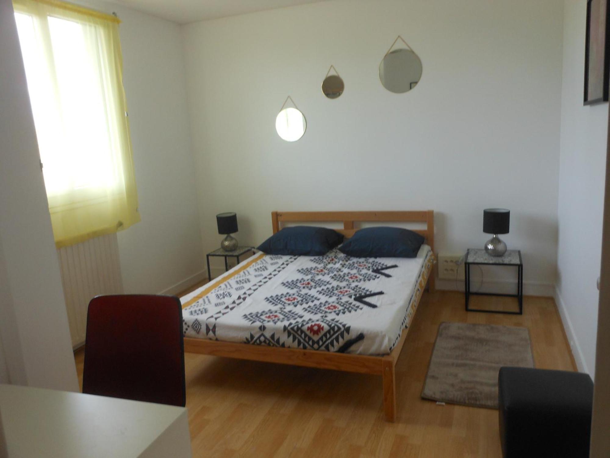Appartement Entier 2 Chambres โบเวส์ ภายนอก รูปภาพ