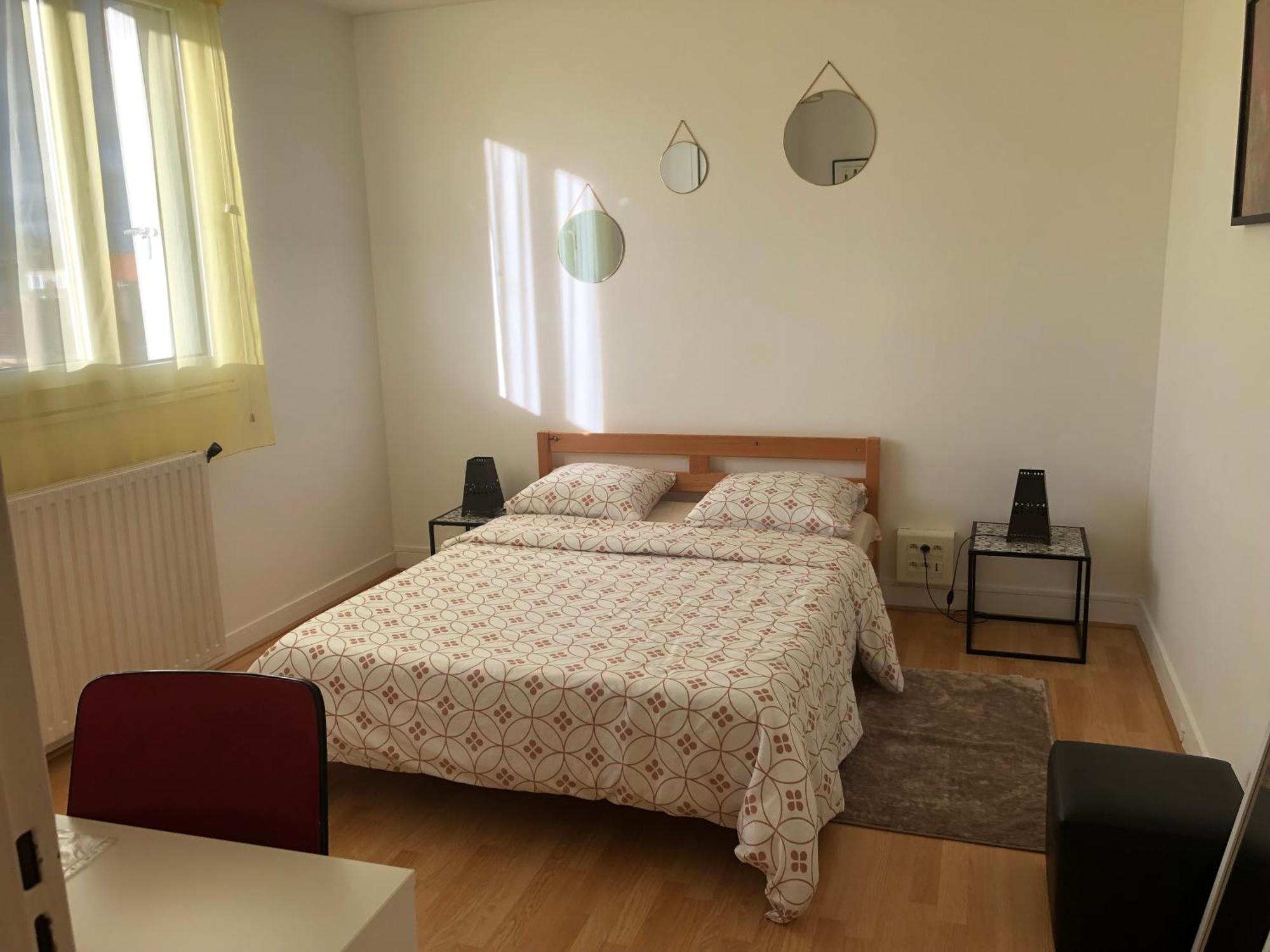 Appartement Entier 2 Chambres โบเวส์ ภายนอก รูปภาพ