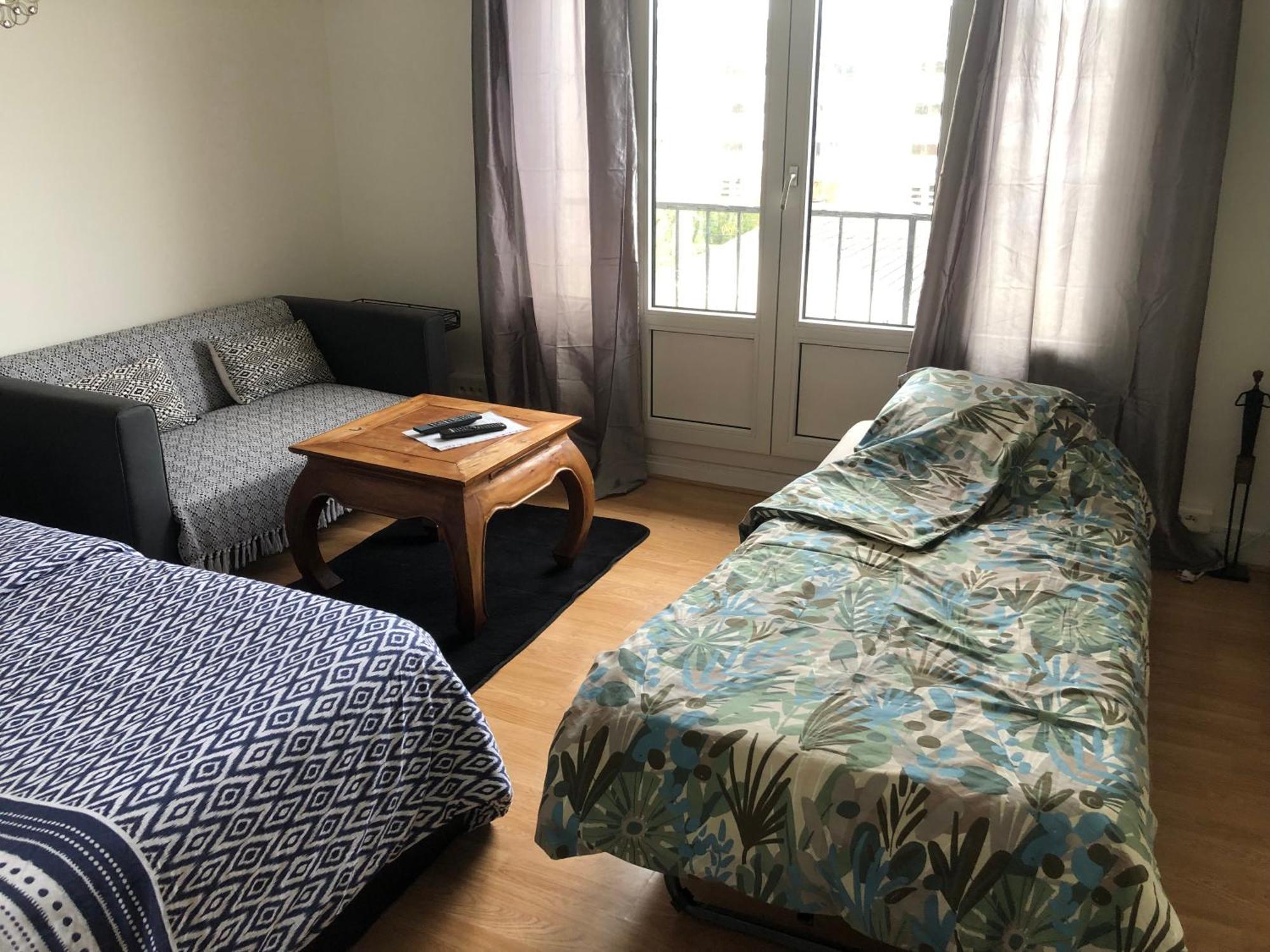 Appartement Entier 2 Chambres โบเวส์ ภายนอก รูปภาพ
