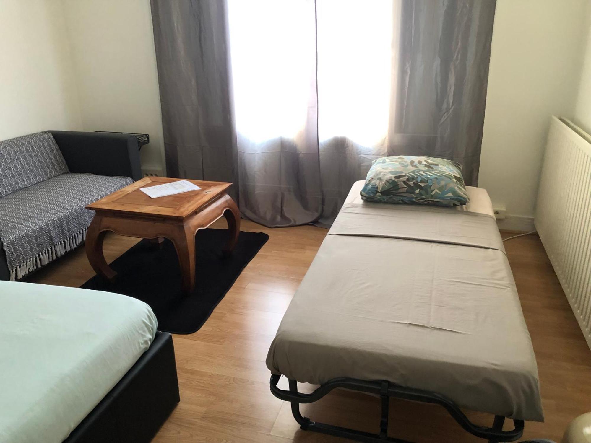 Appartement Entier 2 Chambres โบเวส์ ภายนอก รูปภาพ