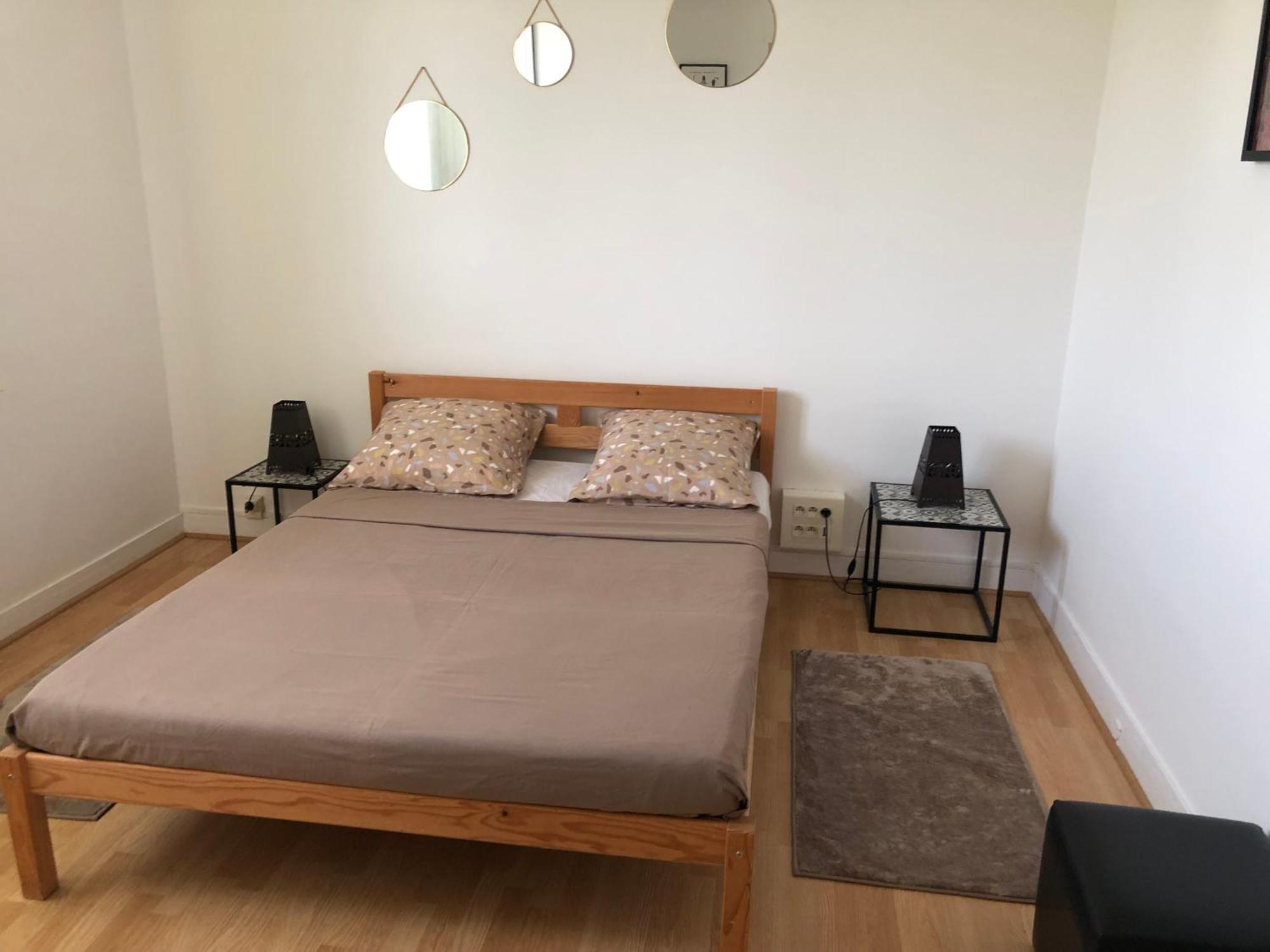 Appartement Entier 2 Chambres โบเวส์ ภายนอก รูปภาพ