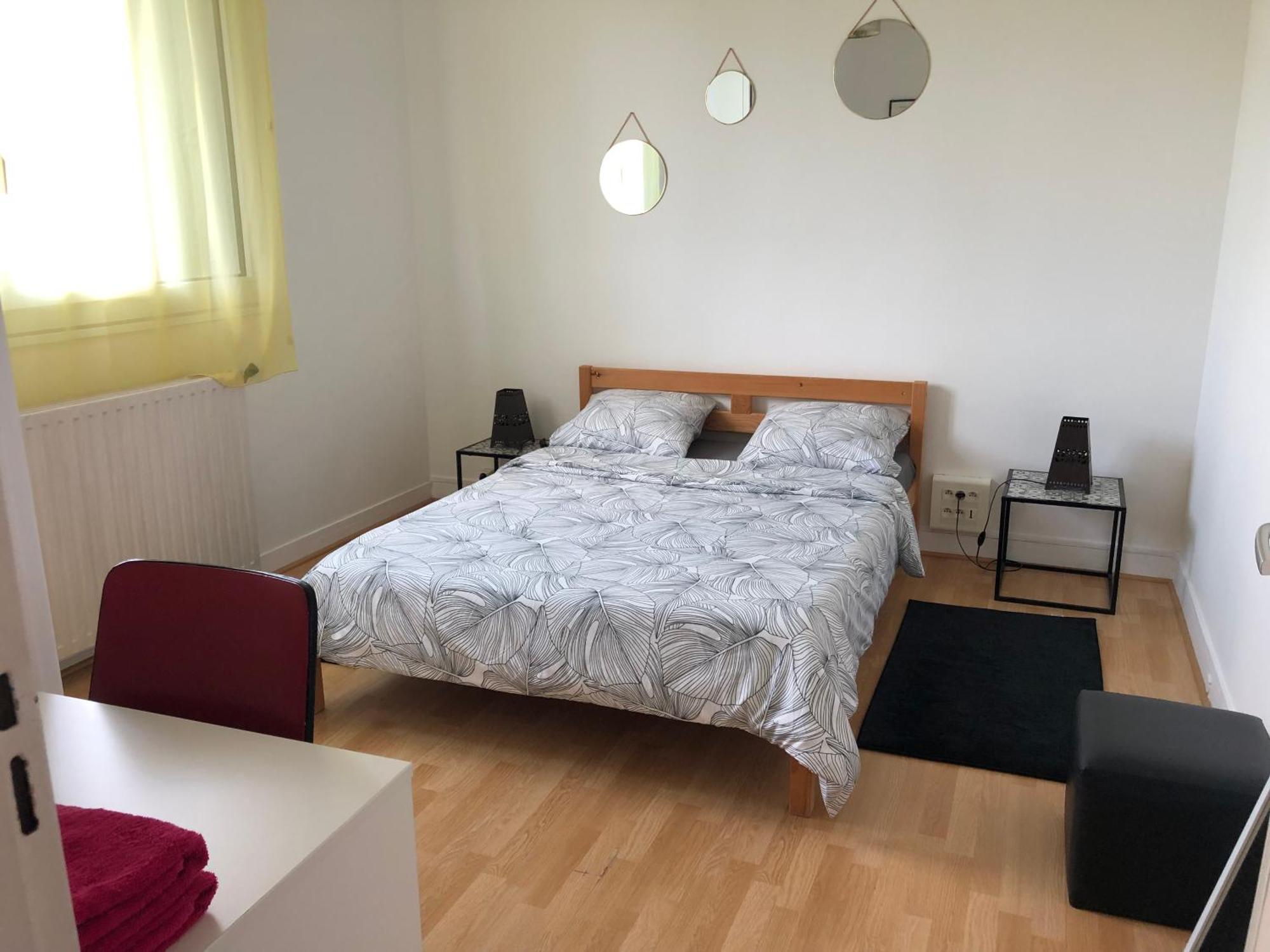 Appartement Entier 2 Chambres โบเวส์ ภายนอก รูปภาพ