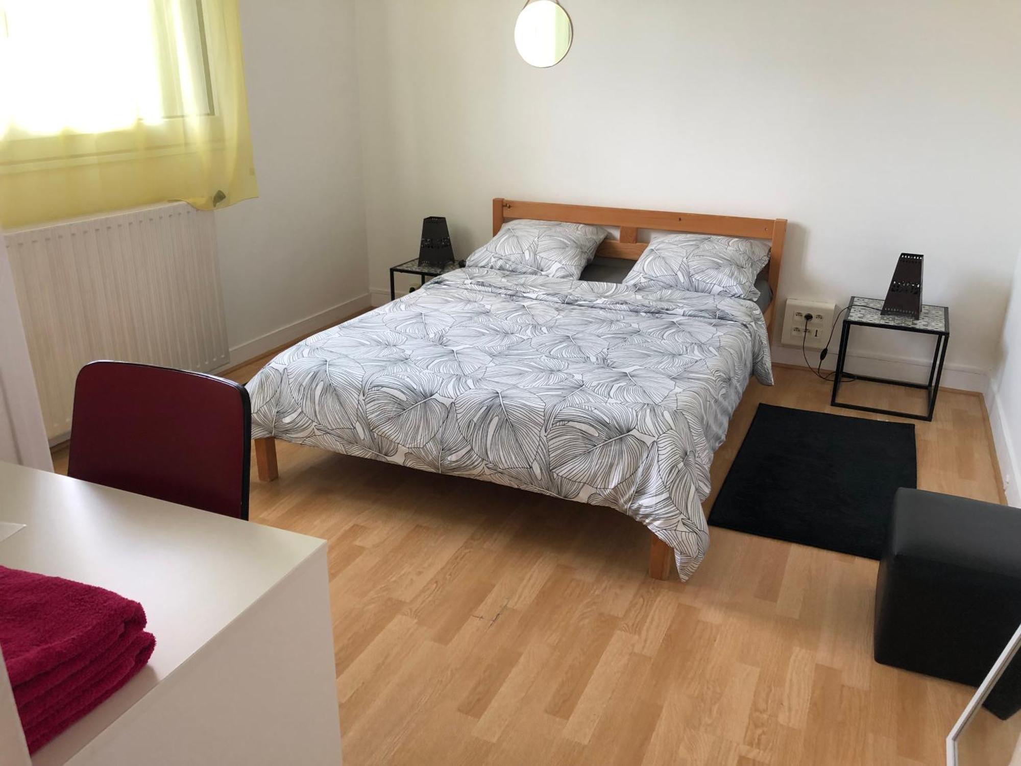 Appartement Entier 2 Chambres โบเวส์ ภายนอก รูปภาพ